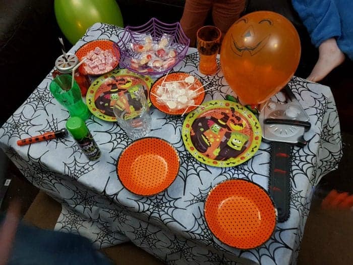 Kids halloween table decorations