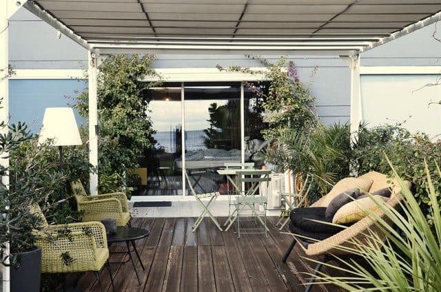 Relaxed backyard space