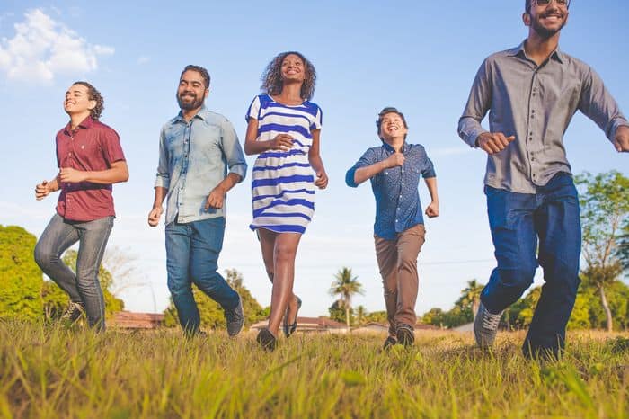 Family running together to be more active.